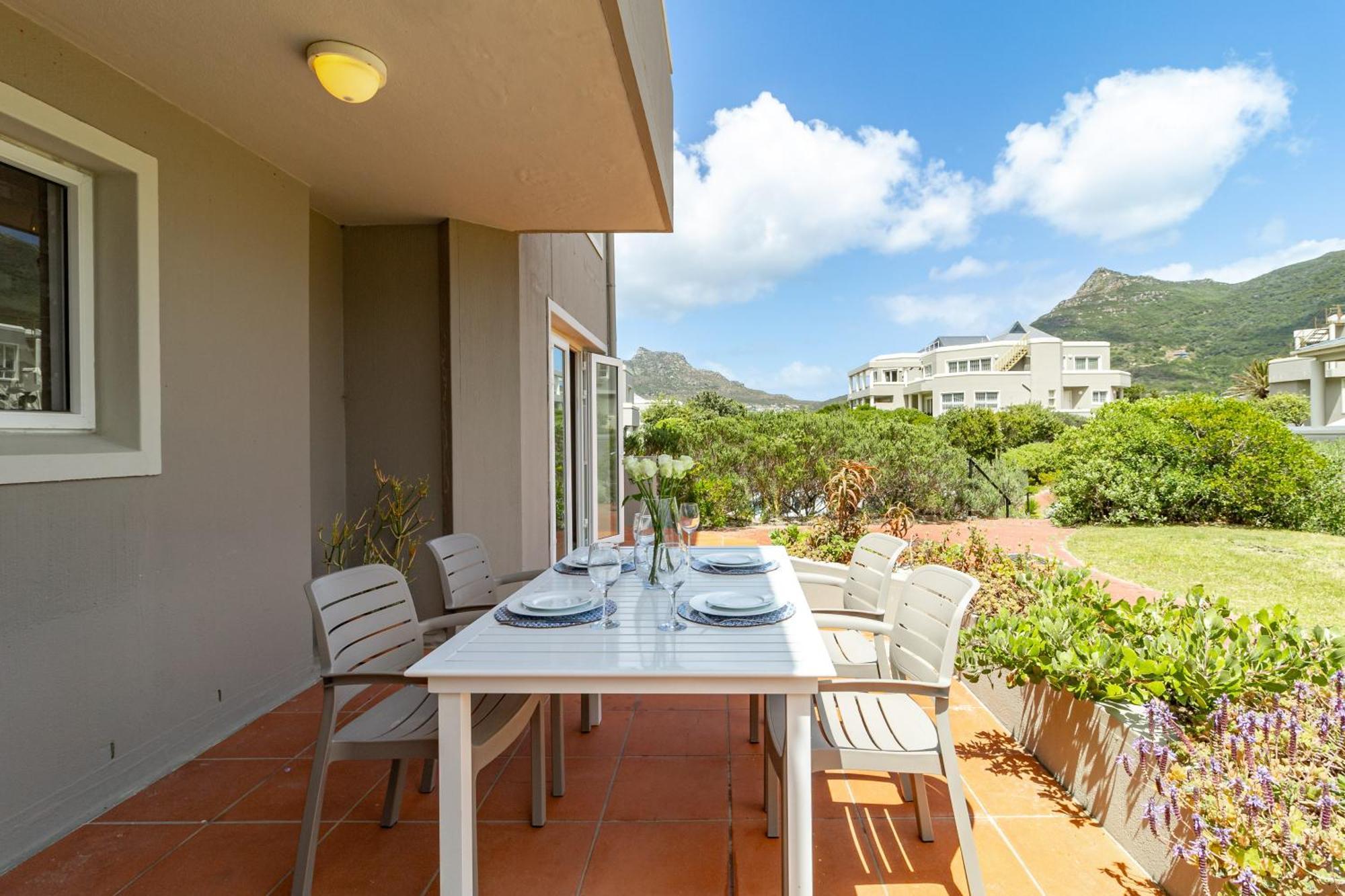Beachfront Villa Sea Breeze Hout Bay Cape Town Extérieur photo