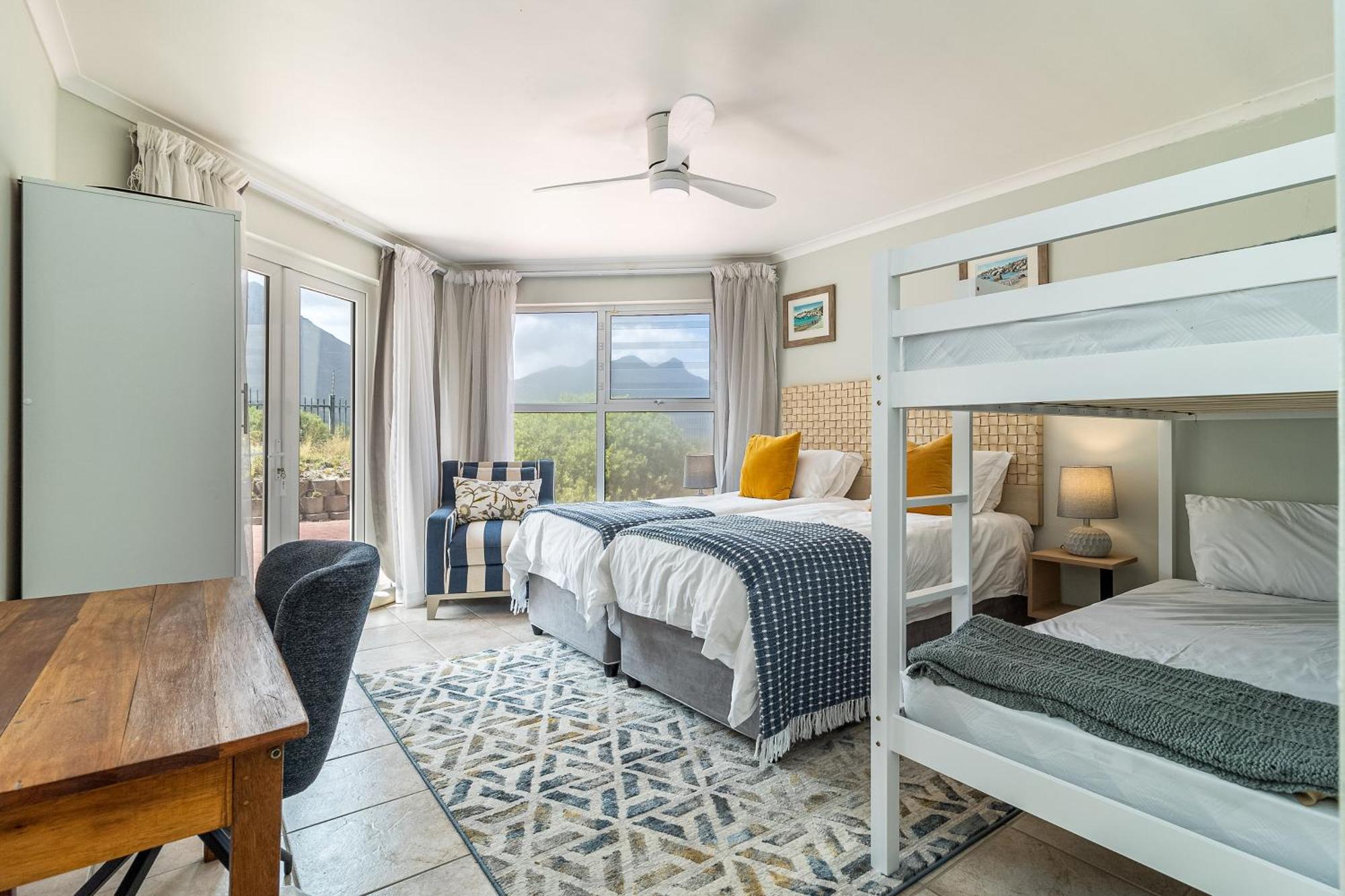 Beachfront Villa Sea Breeze Hout Bay Cape Town Extérieur photo