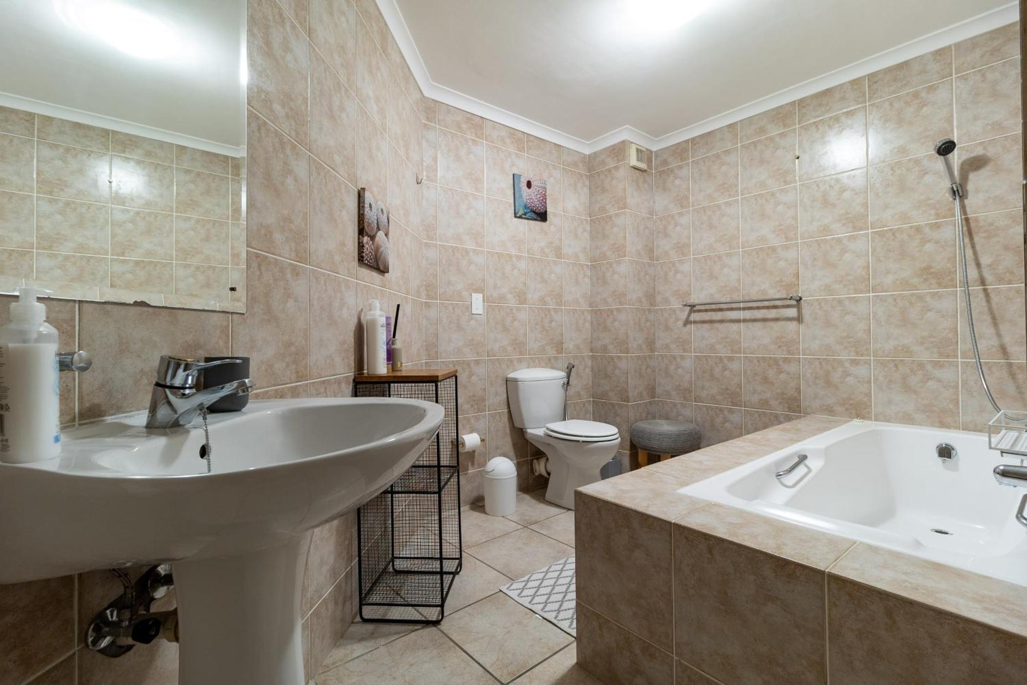 Beachfront Villa Sea Breeze Hout Bay Cape Town Extérieur photo